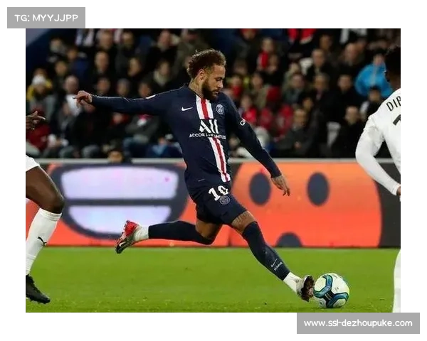 巴黎圣日耳曼掌控球权,反复冲击欧塞尔禁区