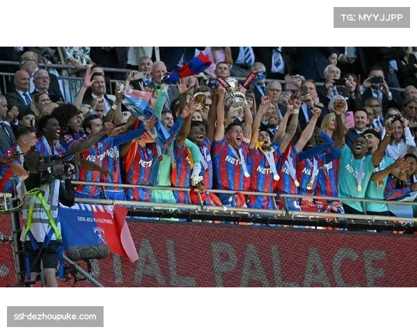 英超球队在欧冠的强势，是否意味着联赛竞争过度消耗？